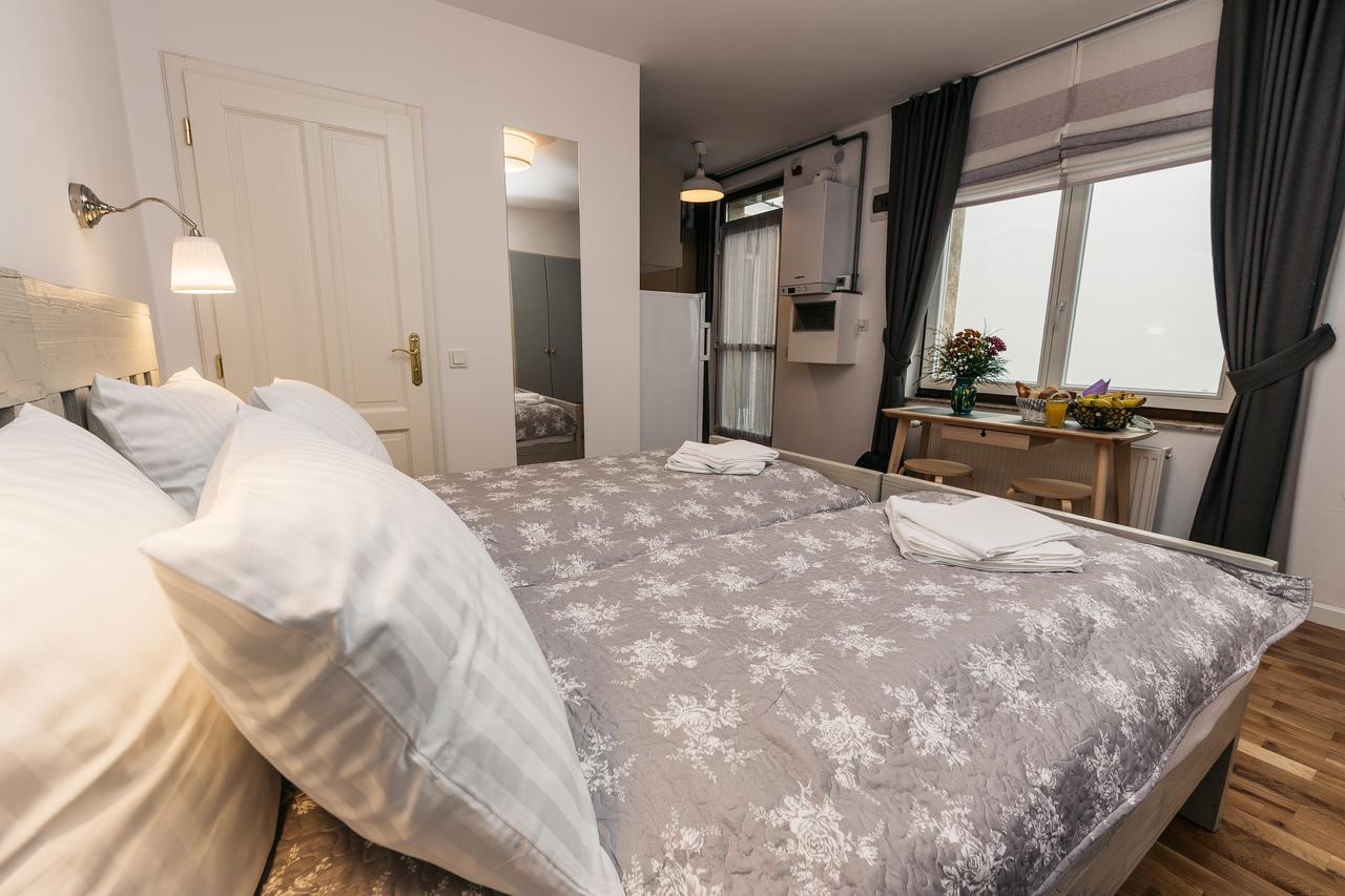 Yellowboot Aparthotel Sibiu Eksteriør billede