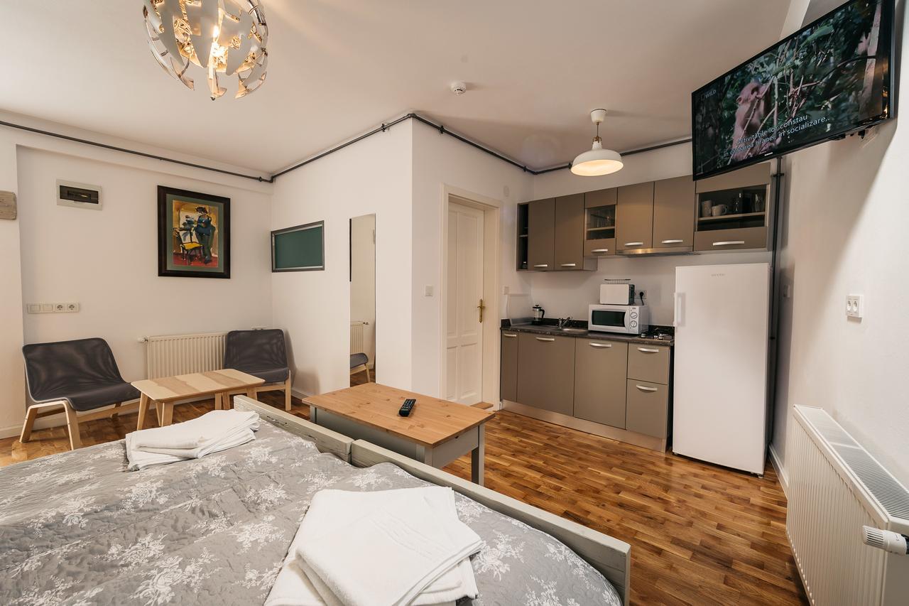 Yellowboot Aparthotel Sibiu Eksteriør billede