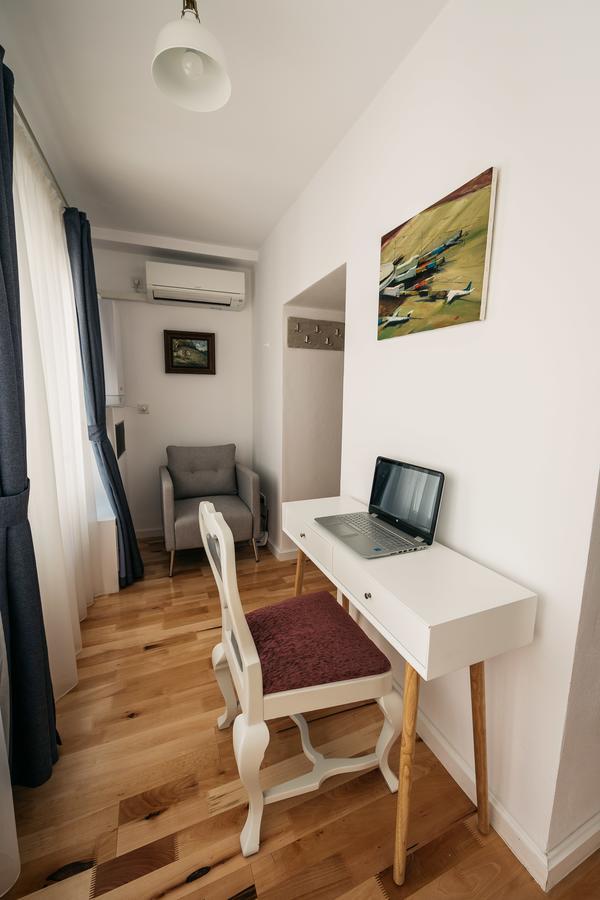 Yellowboot Aparthotel Sibiu Eksteriør billede